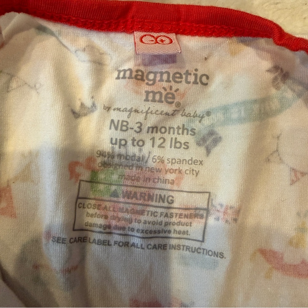 MAGNETIC ME An Heir is born gown Modal Magnetic - Picture 4 of 6